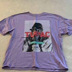 Women’s graphic t shirt